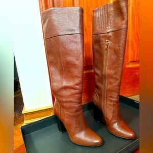 Banana republic tall Mimi, dark rum boots, size 6. EUC